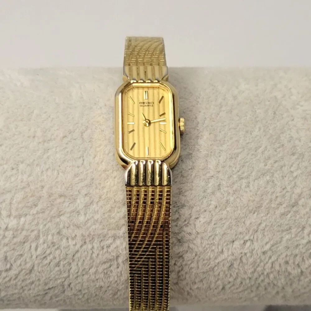 ▪︎Seiko Women's Watch